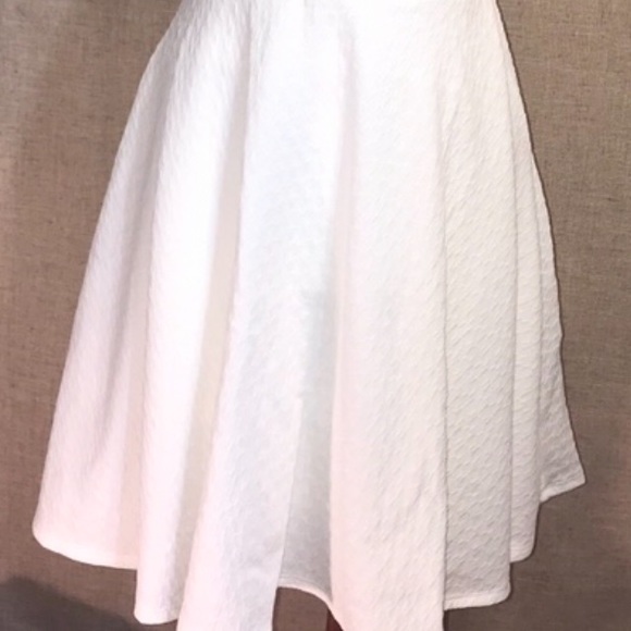 Romeo Juliet Couture Dress Medium White Sleeveless Cocktail Casual Wedding - Picture 10 of 12